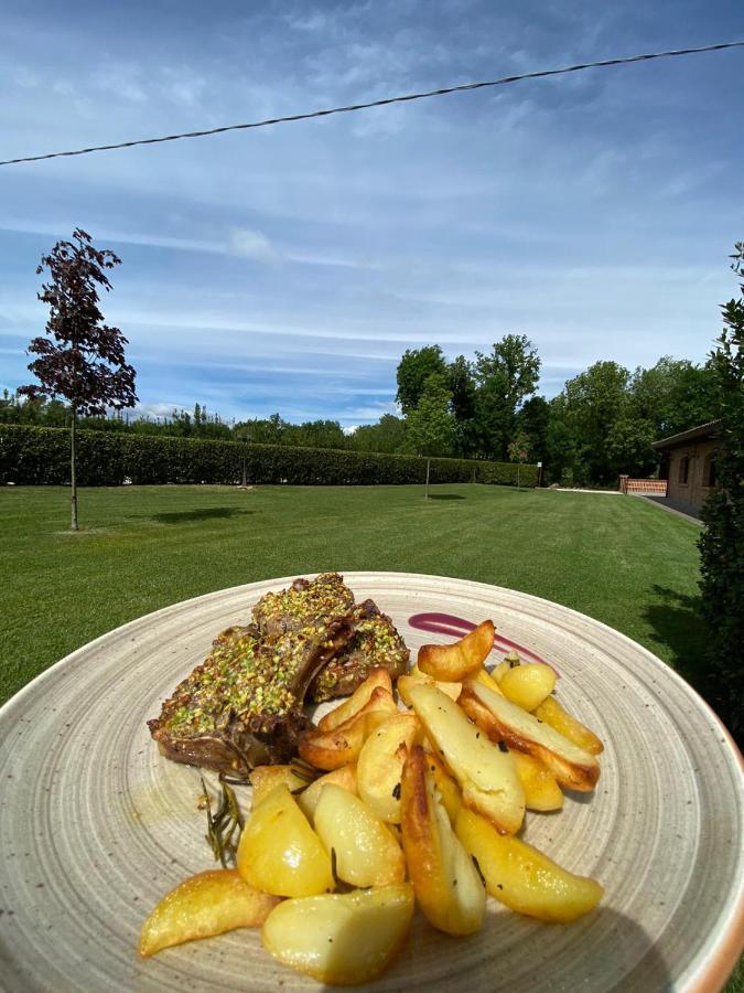 Alloggio per agriturismo La Tenuta Di Trimalcione Pofi